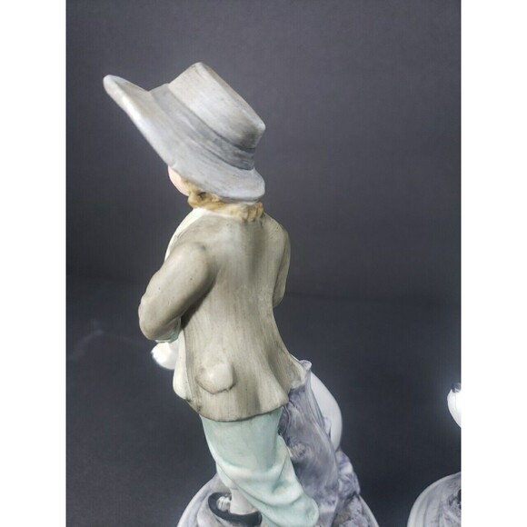 Andrea by Sadek Boy & Girl Dog Bisque Porcelain Figurines Ethan Allen 3213A VTG - Picture 7 of 16